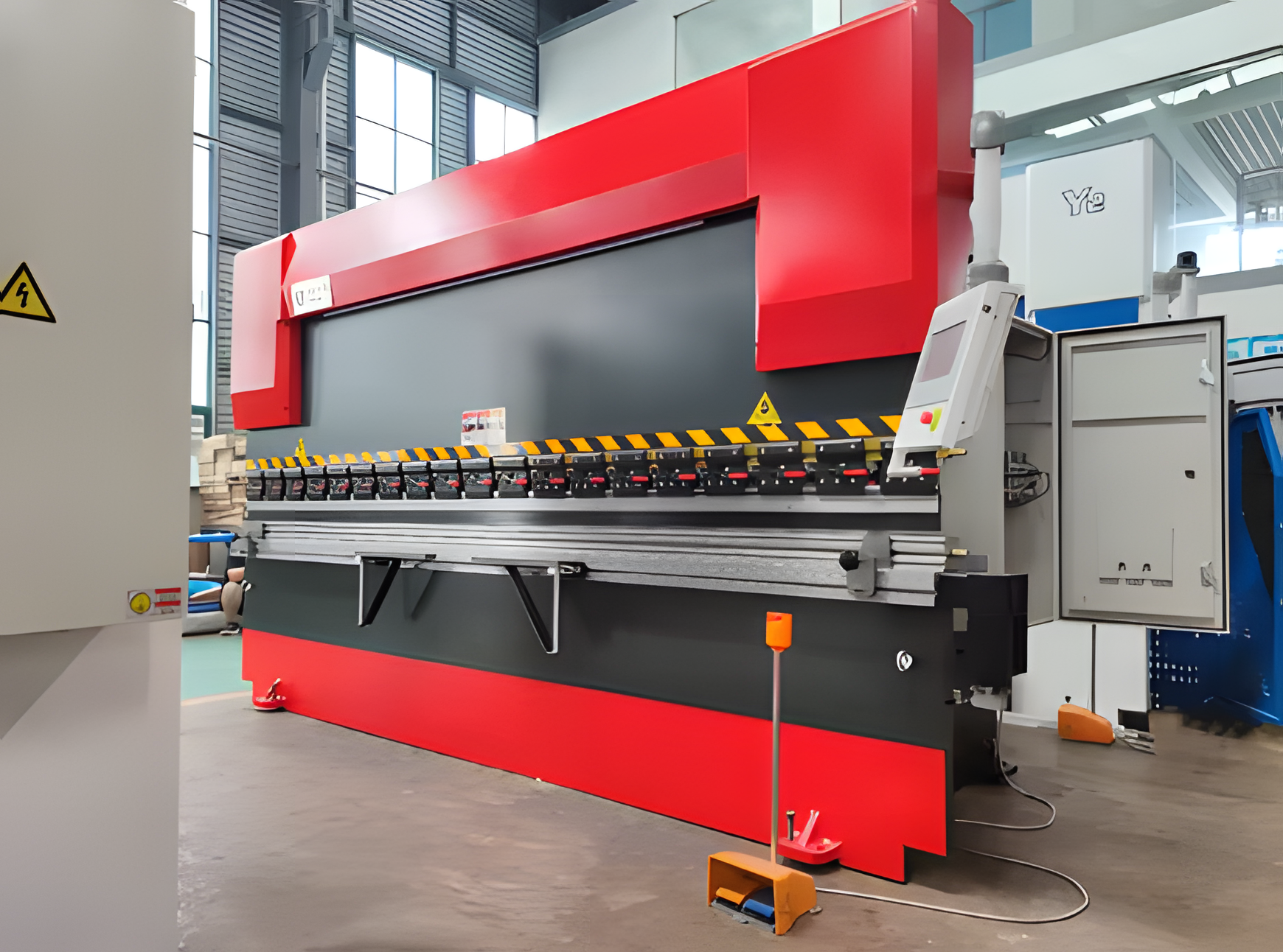 CNC Bending Machine